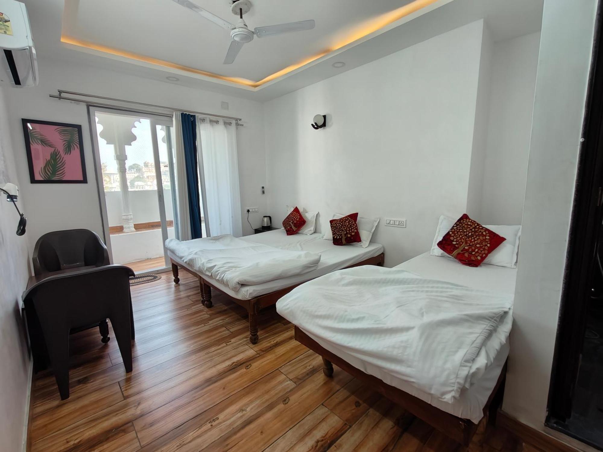 أُودايبور Hotel Lake Star المظهر الخارجي الصورة