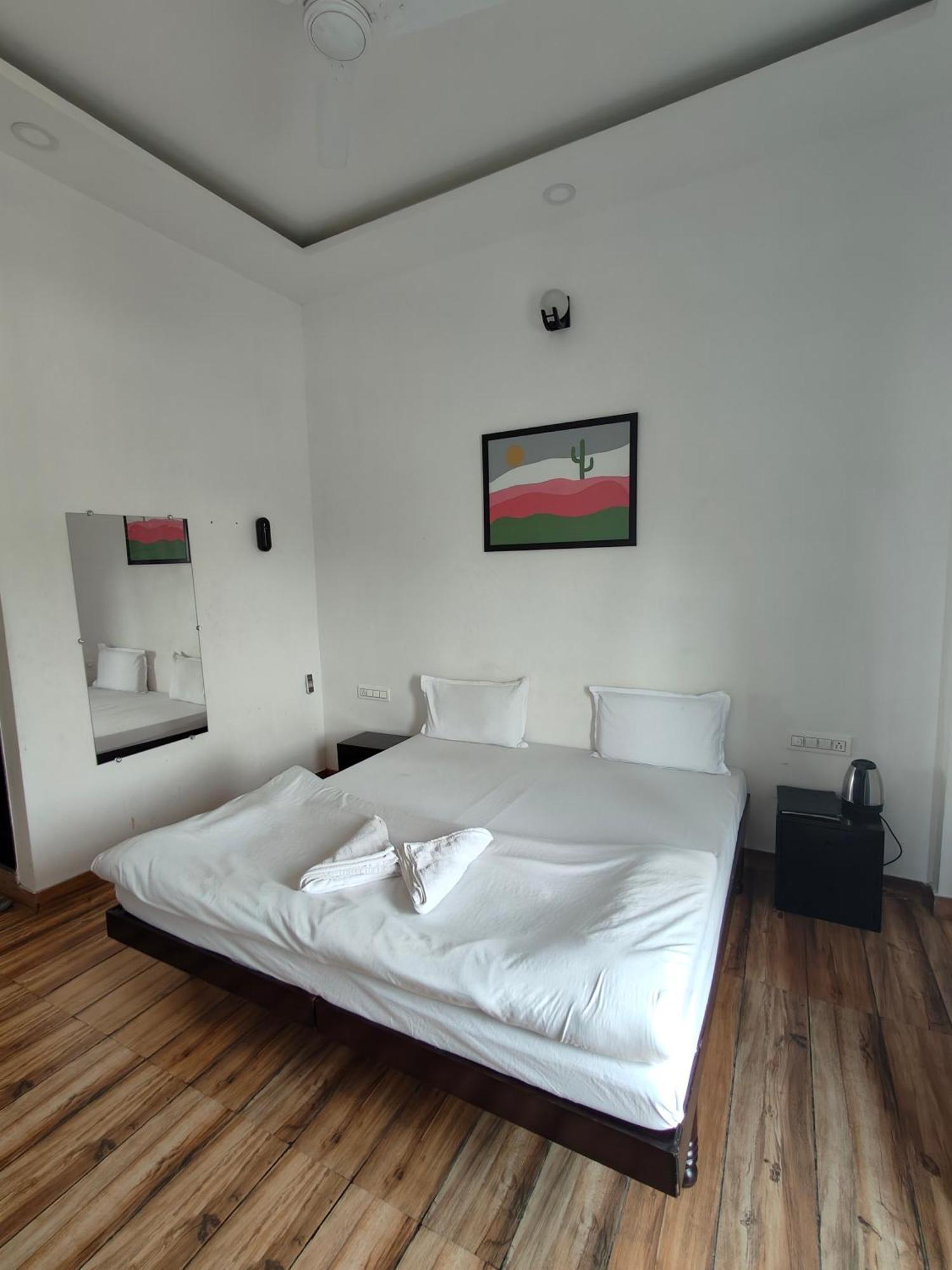 أُودايبور Hotel Lake Star المظهر الخارجي الصورة