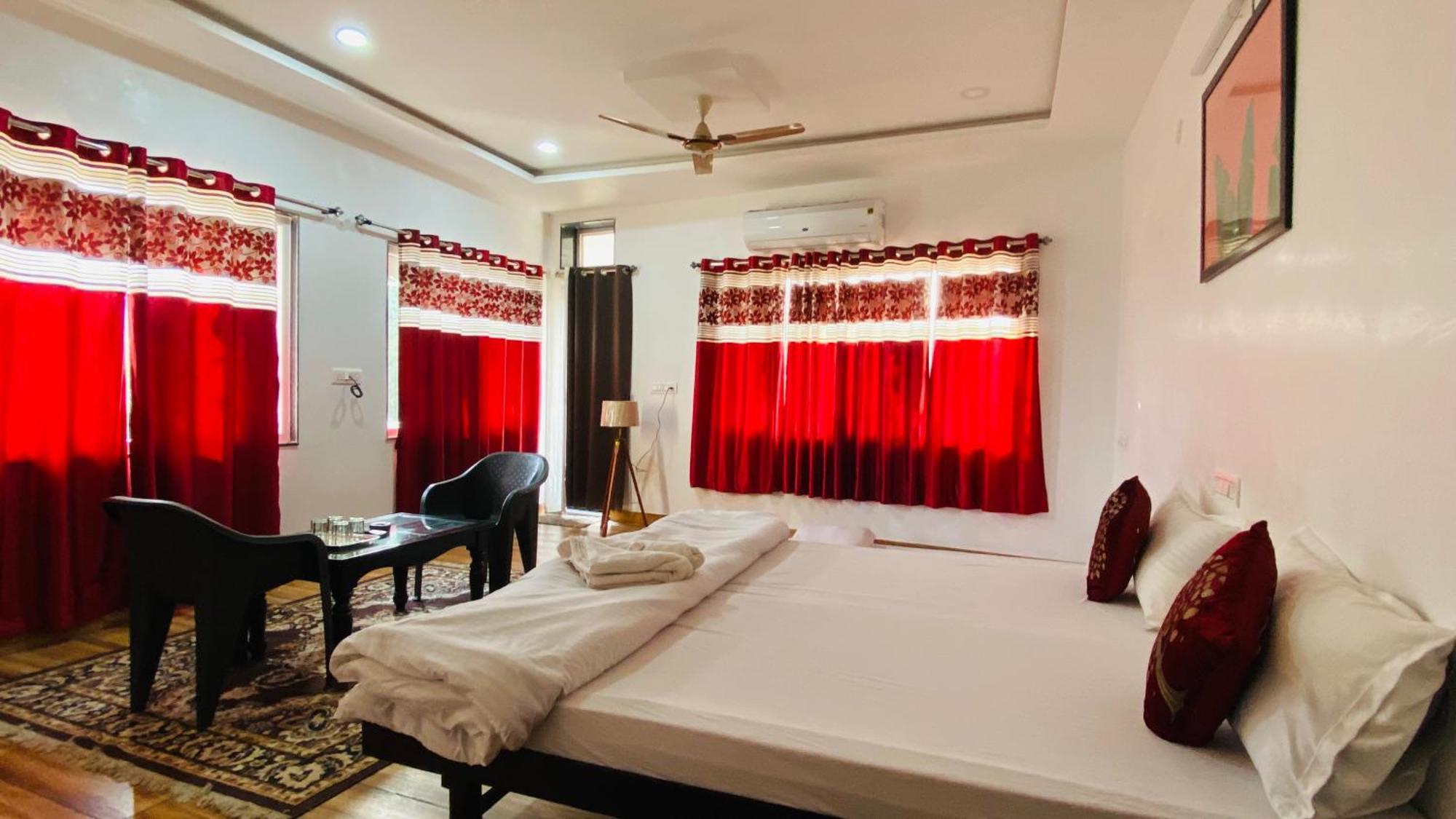 أُودايبور Hotel Lake Star المظهر الخارجي الصورة