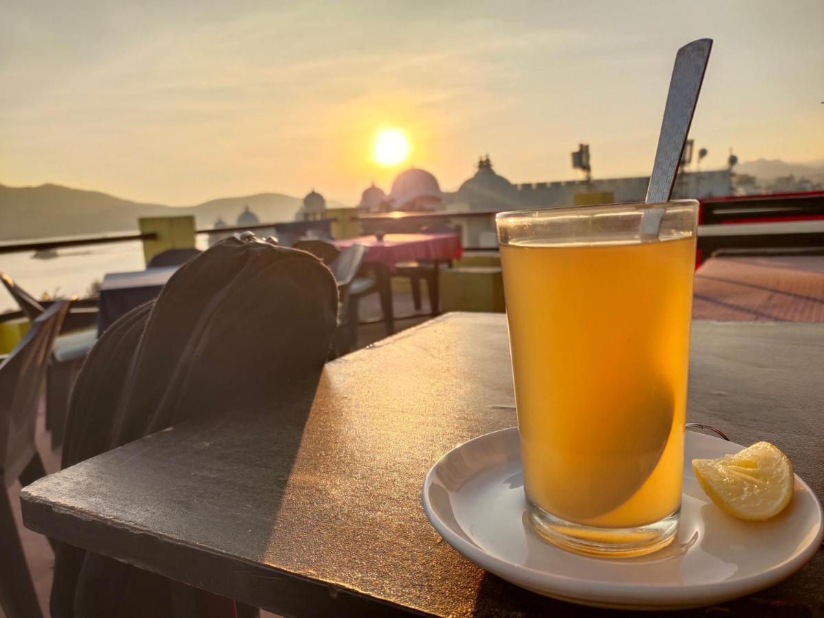 أُودايبور Hotel Lake Star المظهر الخارجي الصورة